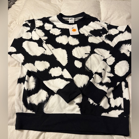 Nike Men's Sportswear Essentials Patterned Crewneck - NWT - Size L - Picture 4 of 10